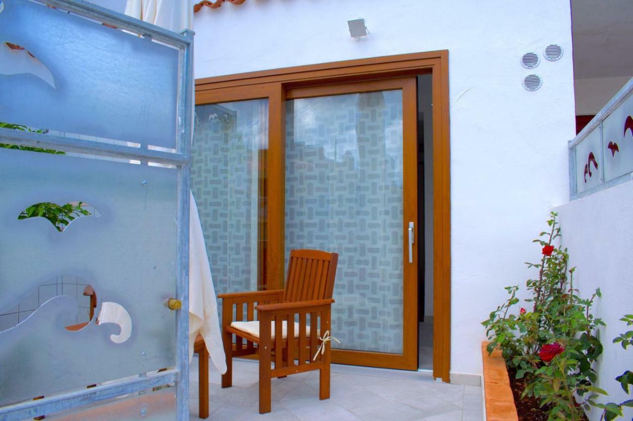 Purple Flower Suite Apartment Cala Gonone Esterno foto
