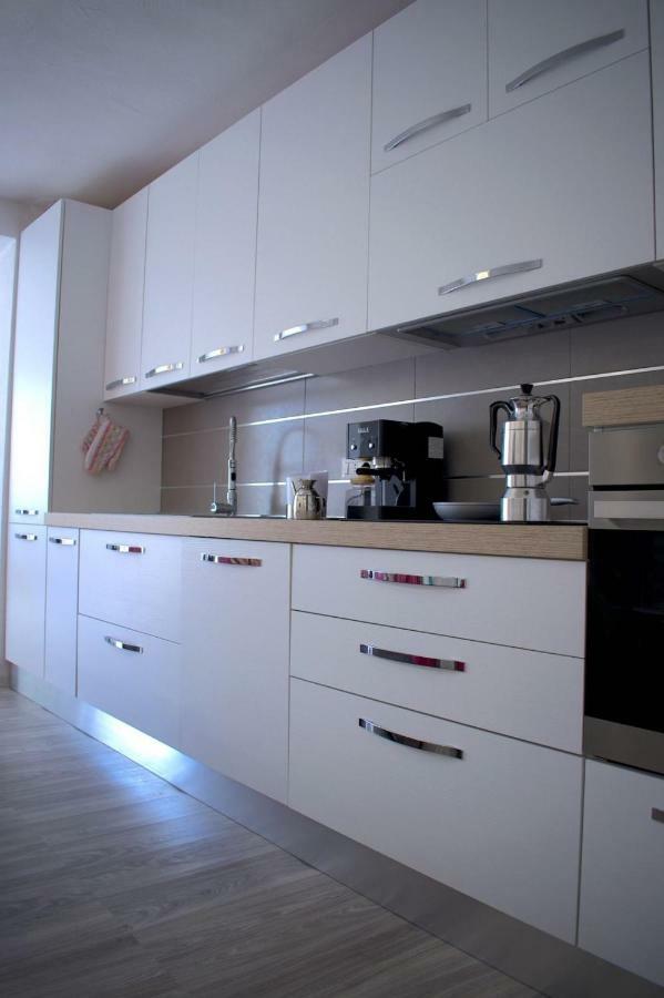 Purple Flower Suite Apartment Cala Gonone Esterno foto